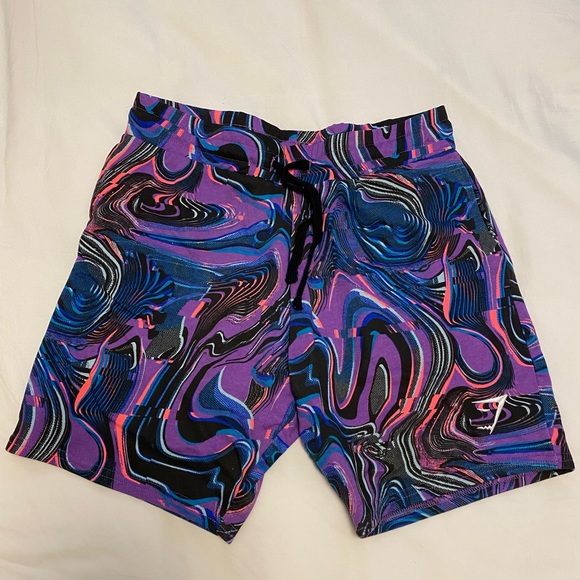 GymShark Pre Workout Shorts - Picture 2 of 5